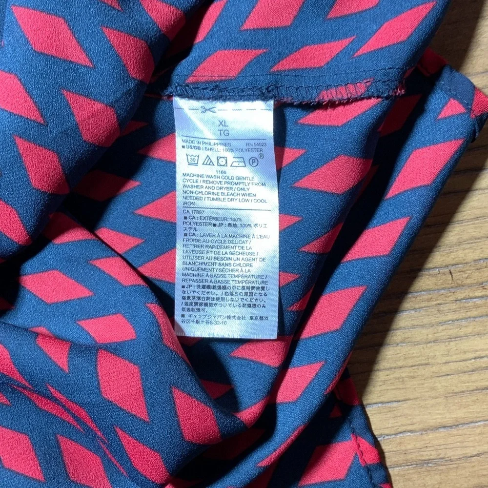 Banana Republic Red and Black Geometric Shirt